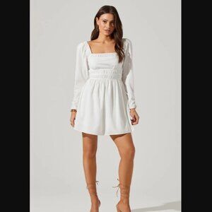 ASTR the Label Cinched Waist Long Sleeve Mini Dress White S‎